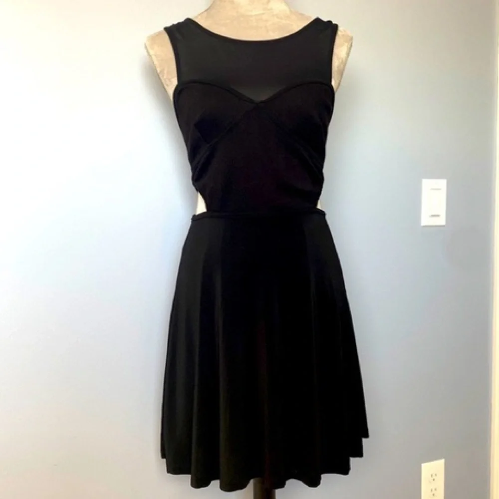 Y2K Bebe Cut-Out Dress - Picture 3 of 8